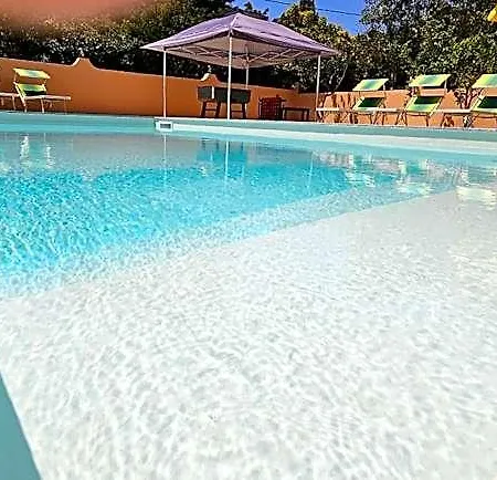 Lejlighedshotel La Fontana Dei Desideri 3*