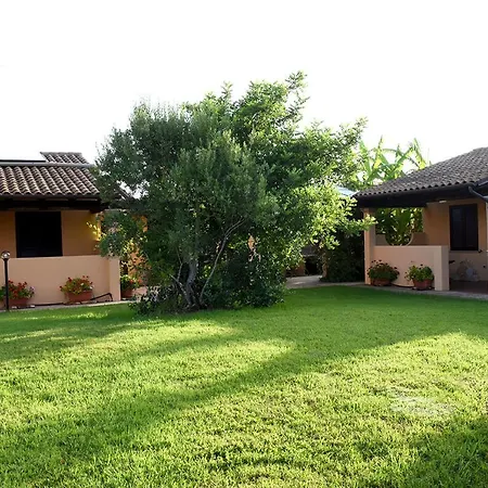 La Fontana Dei Desideri Lägenhetshotell 3*